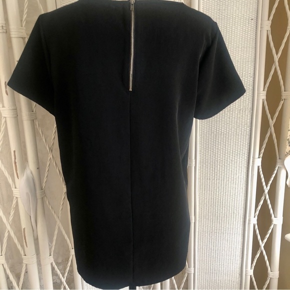 Forever 21 Top Black Bold Zip Back Blouse Short Sleeves size Large - Picture 7 of 13